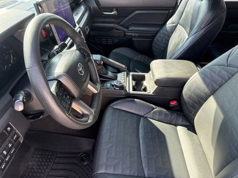 Used 2024 Toyota Tacoma TRD Off-Road w/ TRD Off Road Premium Package AWD/4WD image 20