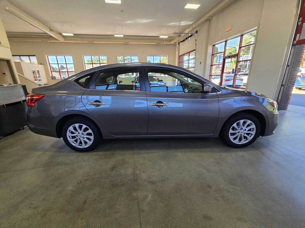 Used 2019 Nissan Sentra SV FWD image 8