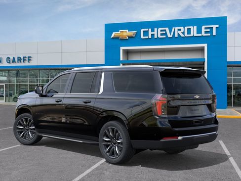 New 2026 Chevrolet Suburban LS w/ LS Custom Edition AWD/4WD image 3