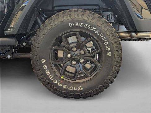 New 2026 Jeep Gladiator Sport AWD/4WD image 9