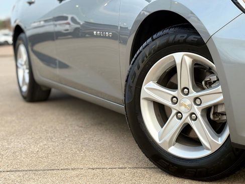 Used 2025 Chevrolet Malibu LS image 11