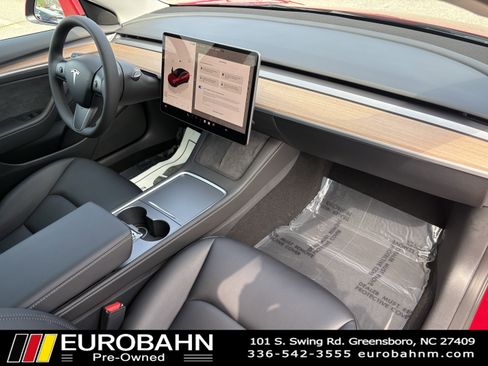 Used 2023 Tesla Model 3 Standard Range image 16