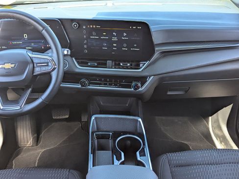 Certified 2025 Chevrolet Equinox LT image 17