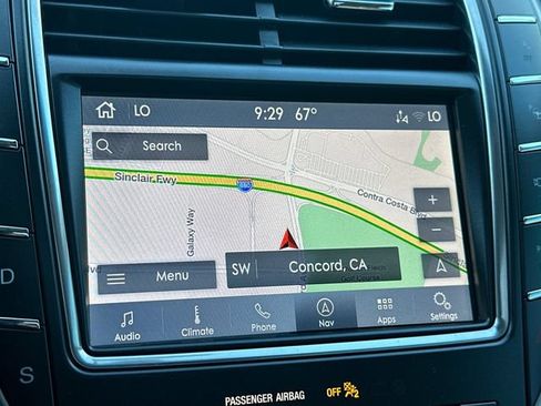 Used 2019 Lincoln Nautilus Reserve AWD/4WD image 18