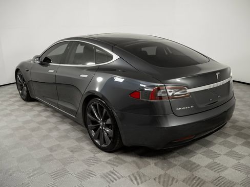 Used 2016 Tesla Model S AWD image 3