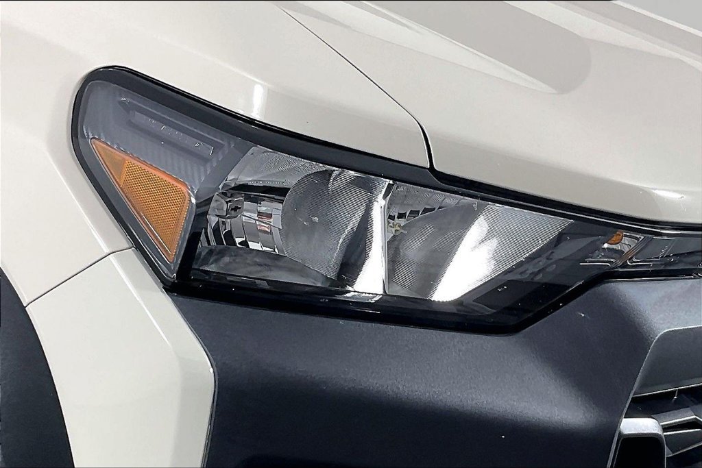 Used 2026 Chevrolet Colorado Trail Boss AWD/4WD image 27