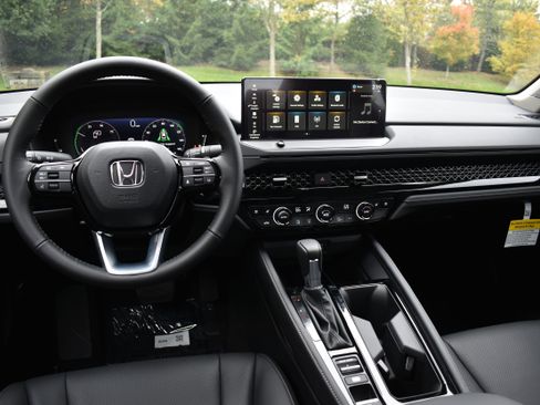 New 2026 Honda Accord Touring image 13