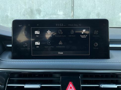 Used 2025 Genesis G70 2.5T image 33