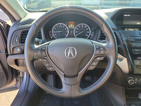 Used 2018 Acura ILX FWD image 17