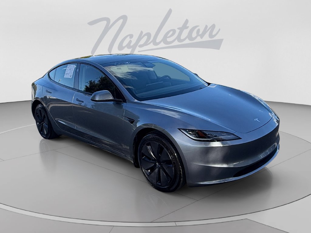 Used 2025 Tesla Model 3 Long Range RWD image 8