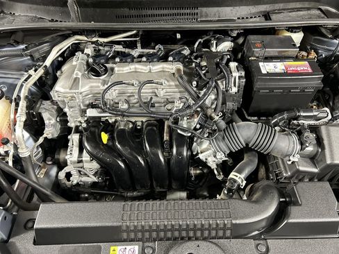 Used 2022 Toyota Corolla LE image 10