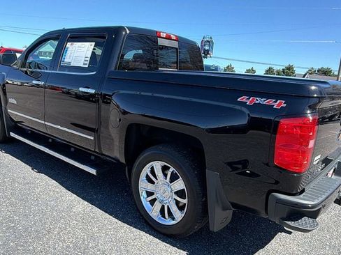 Used 2015 Chevrolet Silverado 1500 High Country w/ High Country Premium Package image 7