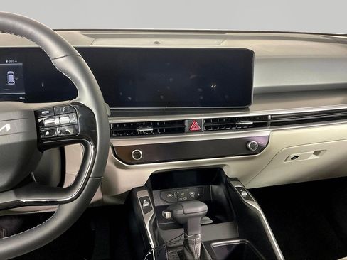 New 2026 Kia Sorento S w/ S Panoramic Sunroof Package AWD/4WD image 11