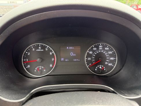 Used 2021 Kia Seltos S AWD/4WD image 26