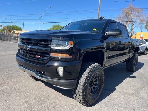 Used 2018 Chevrolet Silverado 1500 LT w/ All Star Edition image 11