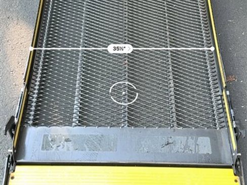 Used 2018 Ford Transit 150 XL image 23