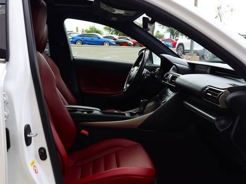 Used 2018 Lexus IS 300 F Sport w/ F Sport Package RWD image 26