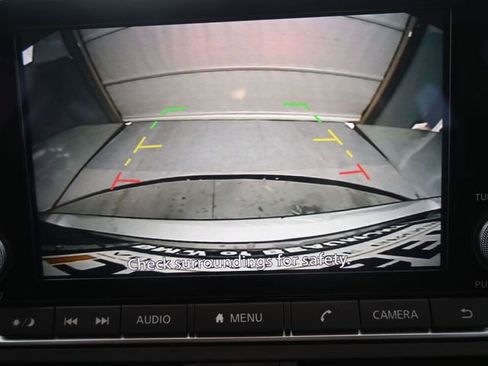 Used 2024 Nissan Altima 2.5 SV image 6