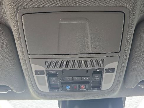 Used 2019 Acura MDX SH-AWD w/ Technology Package image 19