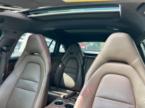 Used 2020 Porsche Panamera 4 Executive AWD/4WD image 33