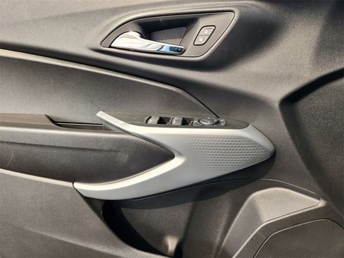 New 2026 Chevrolet Trax LS w/ LS Convenience Package image 16