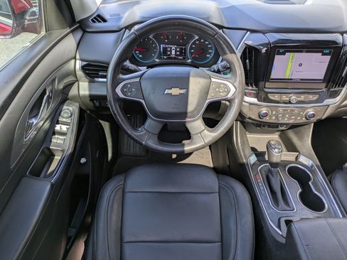 Used 2019 Chevrolet Traverse LT w/ LT Premium Package FWD image 13