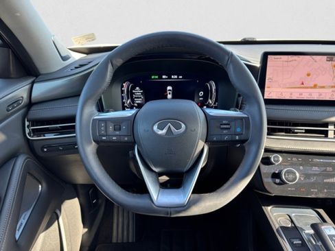 Certified 2024 INFINITI QX60 Luxe w/ Vision Package image 15