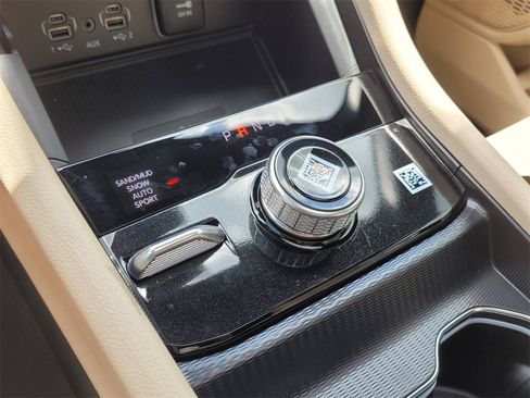 New 2024 Jeep Grand Cherokee Limited w/ Luxury Tech Group II image 19