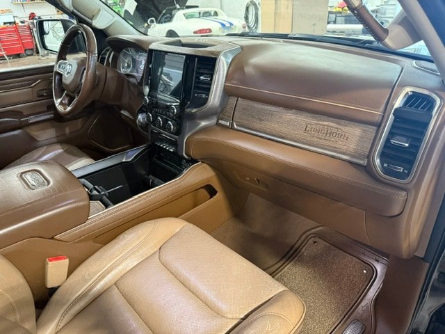Used 2019 RAM 1500 Limited AWD/4WD image 8