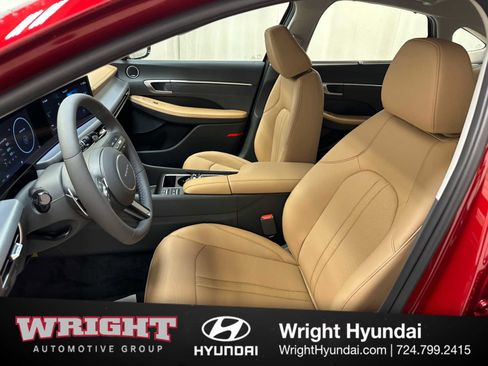 New 2025 Hyundai Sonata Limited image 12