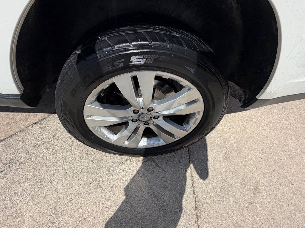 Used 2010 Mercedes-Benz GL 320 BlueTEC 4MATIC image 15