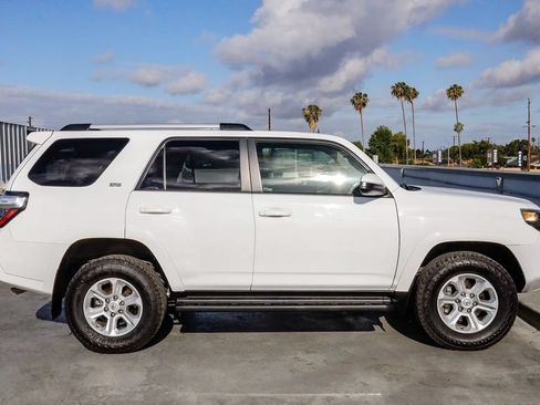 Used 2024 Toyota 4Runner SR5 AWD/4WD image 13