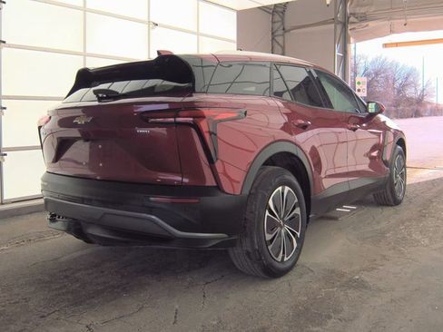 Used 2024 Chevrolet Blazer EV LT image 2