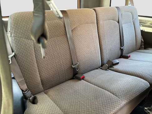 Used 2023 Chevrolet Express 3500 LT w/ LT Preferred Equipment Group image 25