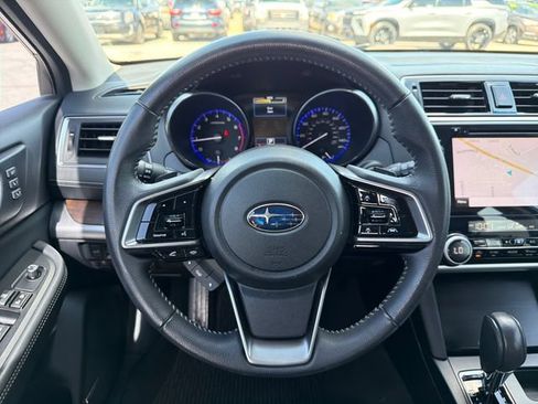 Used 2019 Subaru Outback 2.5i Limited AWD/4WD image 10