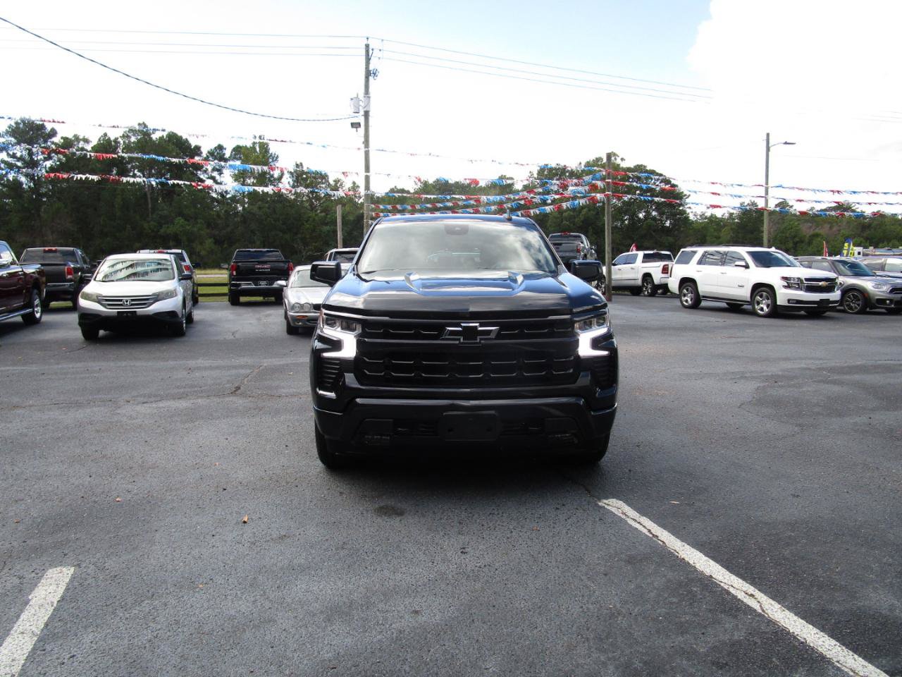 Used 2022 Chevrolet Silverado 1500 RST w/ Protection Package RWD image 2