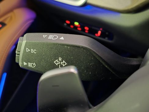 Used 2022 BMW X5 xDrive40i w/ M Sport Package image 20