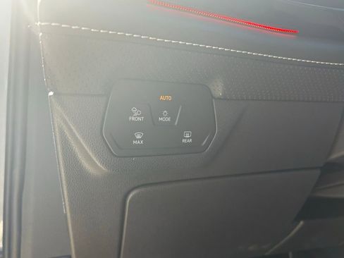 New 2026 Volkswagen Atlas Cross Sport SEL R-Line image 57