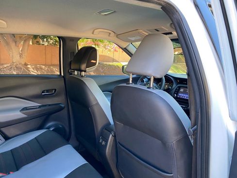 Used 2021 Nissan Kicks SR FWD image 43