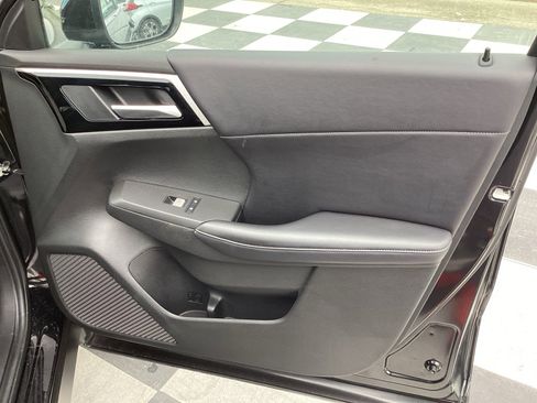 Used 2023 Mitsubishi Outlander SE image 26