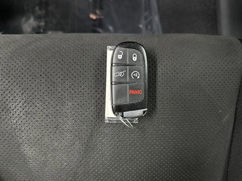 Used 2019 Jeep Grand Cherokee Trailhawk image 46