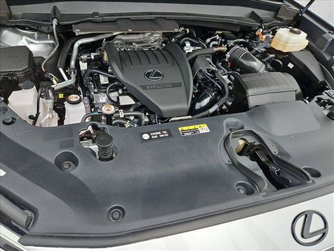 Used 2026 Lexus TX 500h AWD w/ Technology Package image 24
