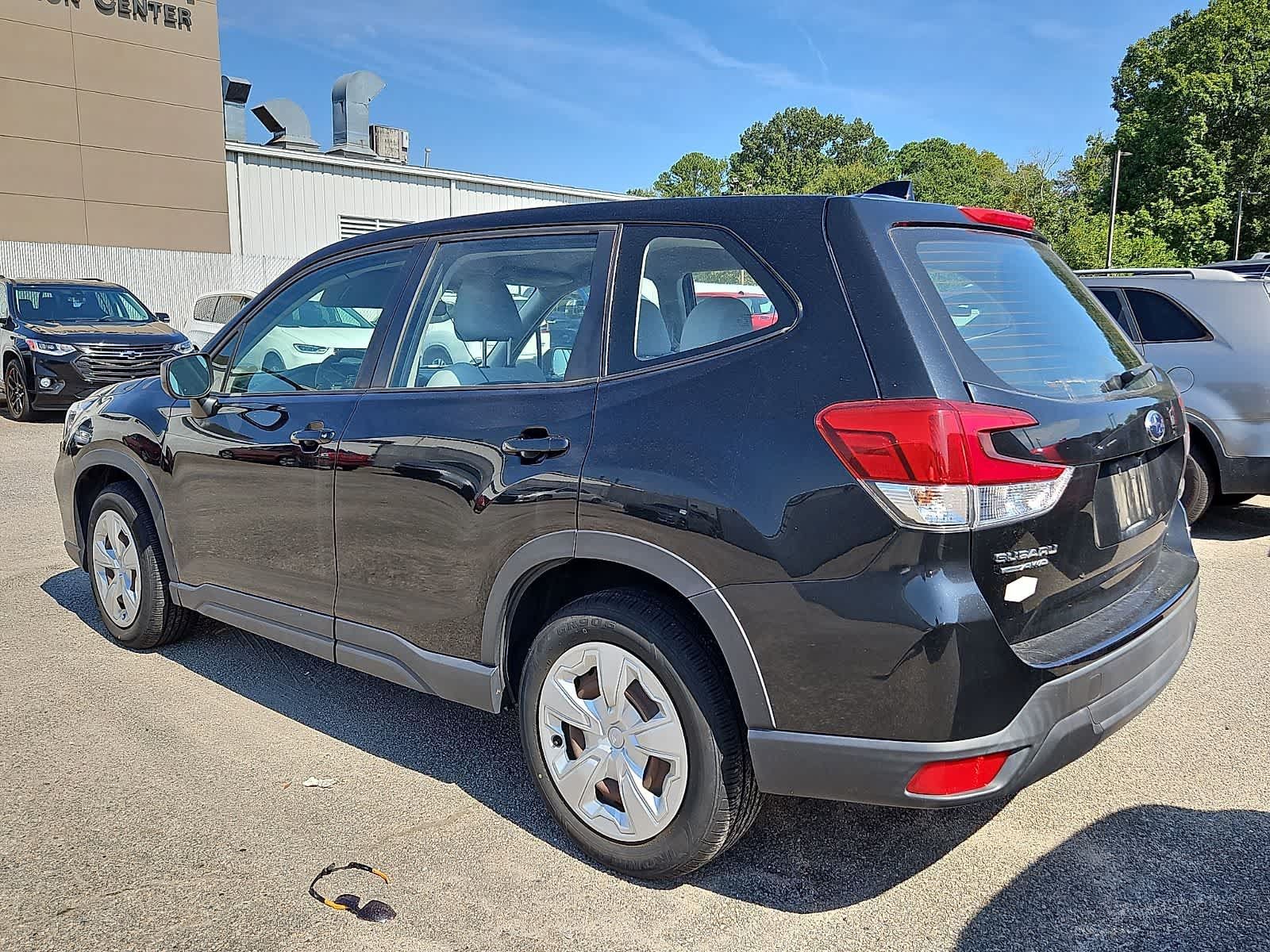 Used 2021 Subaru Forester AWD/4WD image 4