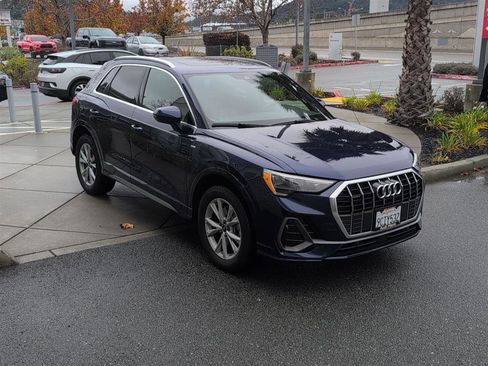 Used 2022 Audi Q3 2.0T Premium image 4