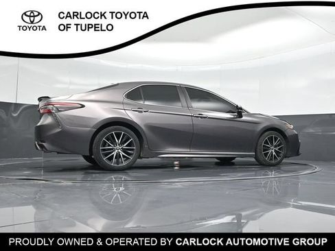 Used 2022 Toyota Camry SE FWD image 41