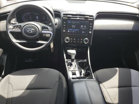 Used 2023 Hyundai Tucson SE FWD image 13