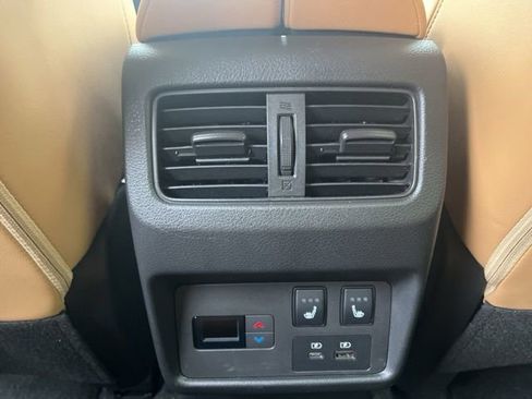 Certified 2023 Nissan Rogue Platinum w/ Platinum Premium Package image 11