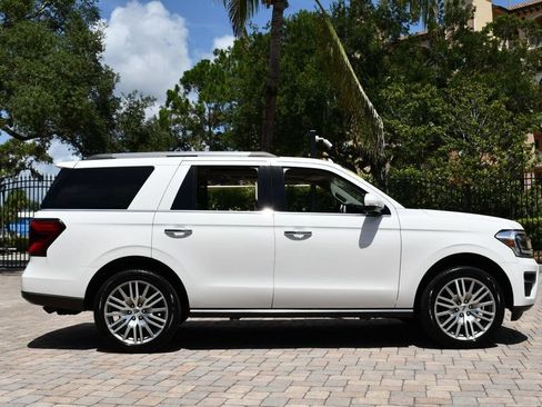 Used 2022 Ford Expedition Limited AWD/4WD image 35