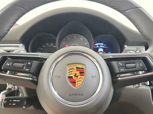 Used 2022 Porsche Macan S AWD/4WD image 27