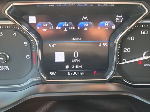 Used 2021 GMC Yukon Denali w/ Denali Premium Package AWD/4WD image 16